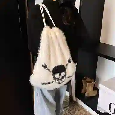 垣途者 小众个性简约百搭 毛绒 双肩包 女款 多个骷髅/单个大骷髅