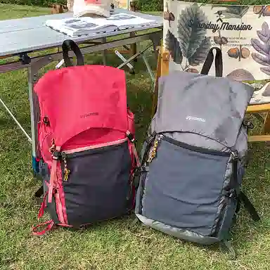 垣途者 轻便大容量翻盖旅行 尼龙 双肩包 男女同款情侣款 多色