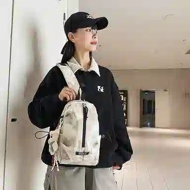 垣途者 潮牌休闲百搭潮牌学生挎包运动骑行包 尼龙 胸包 男女同款情侣款 黑色