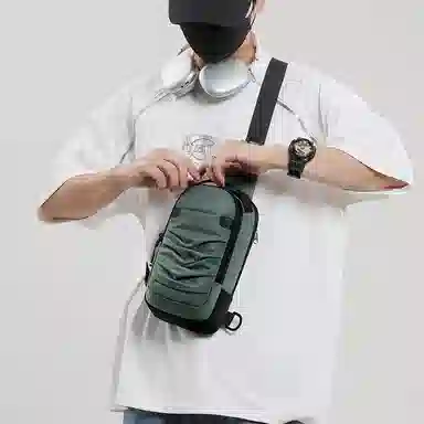 垣途者 时尚简约单肩斜挎包通勤百搭骑行背包 牛津布 胸包 常规 男款 多色