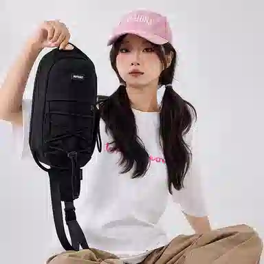 垣途者 时尚出游轻便百搭高颜值 织物 胸包 男女同款情侣款 多色