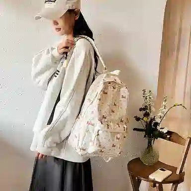 垣途者 日系碎花小狗初高中大学生可爱 尼龙 双肩包 女款 腊肠狗白色/碎花狗白色