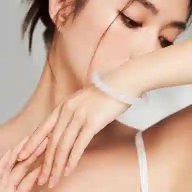 一世倾 新中式国朝古风白月光高级清冷感水逆退散汉服旗袍精致百搭透亮正圈玉镯告白精美礼盒好运天然 玛瑙 手镯 男女同款情侣款