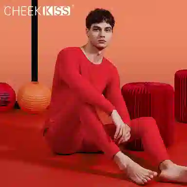 cheekkiss C