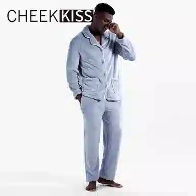 cheekkiss