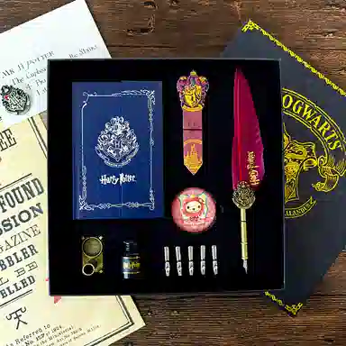 Harry Potter Feather Pen Gift Set
