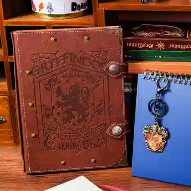 Harry Potter Notebook Keychain Set