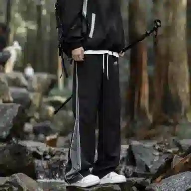 KAIPAINEN LOGO