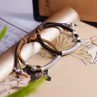 Lianyin Handmade Bracelet