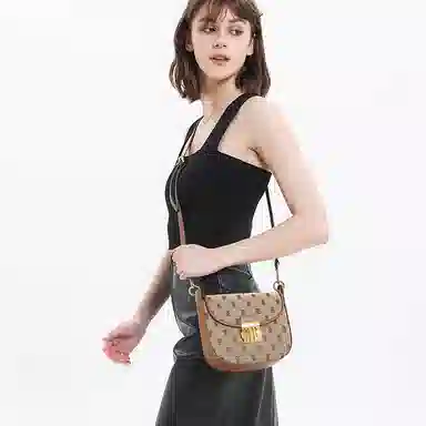 ELLE
