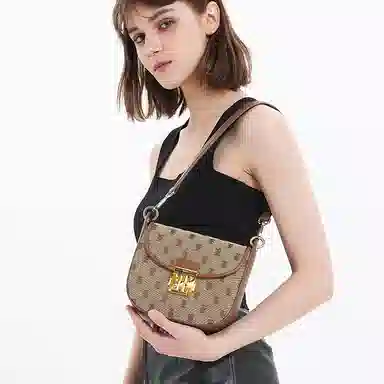 ELLE