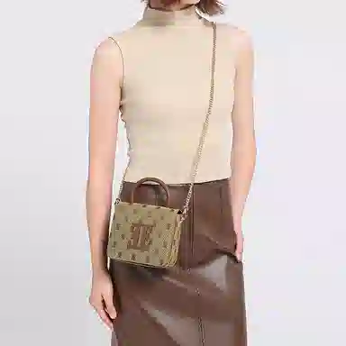 ELLE