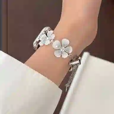 Dresself