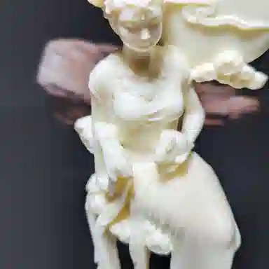 書卓 精雕细琢 新颖独特 人物栩栩如生#转运 象牙果 摆件 男女同款情侣款