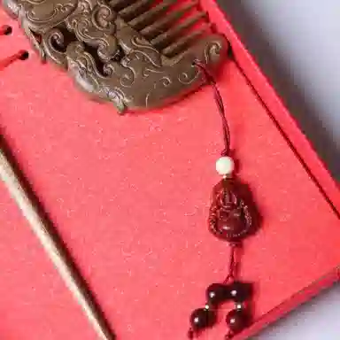 書卓 【牡丹富贵】 婚嫁古典优雅 传统手工 国风潮流 名贵木材 自带香气 原创设计 保真小叶桢楠 楠木 木梳簪子 女款