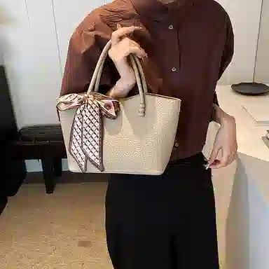 PINKLAND PU Tote