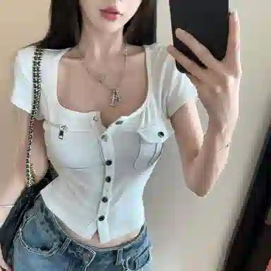 YGPRW Slim U-Neck Tee Women