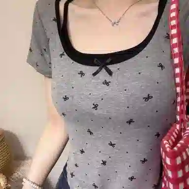 YGPRW U-Neck Butterfly Bow Tee