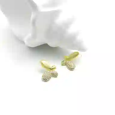 S925