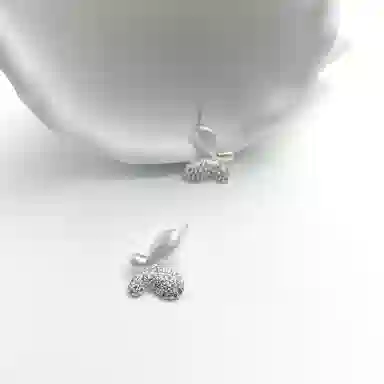 S925