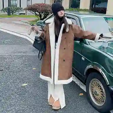 ALI THE FOX