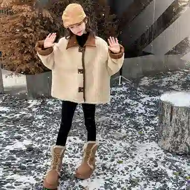 ALI THE FOX