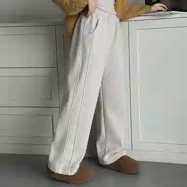 ALI THE FOX