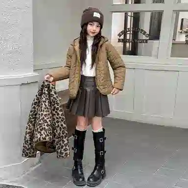 ALI THE FOX