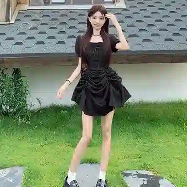 COMMA GIRL MM