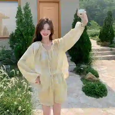 COMMA GIRL MM