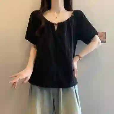 COMMA GIRL T