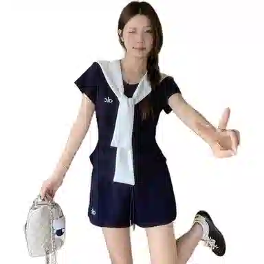COMMA GIRL mm