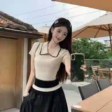 COMMA GIRL a