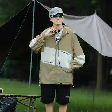 时尚休闲拼接印花款式防晒服 男女同款