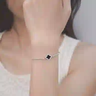 PINK U