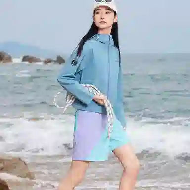 企鹅  字母纯色连帽  防水防泼水耐磨冲锋衣 女款