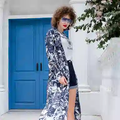 BESIONIA SS23 Logo T