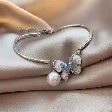 前方大荒野 渐变蝴蝶森系小清新精致优雅甜美迷人轻奢氛围感独特气质日常通勤百搭时髦小众设计 钛钢 手链 女款