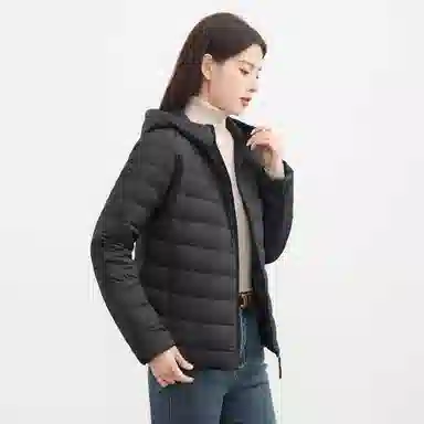 鸭鸭 纯色通勤连帽轻薄款短款外穿时尚百搭羽绒服 女款