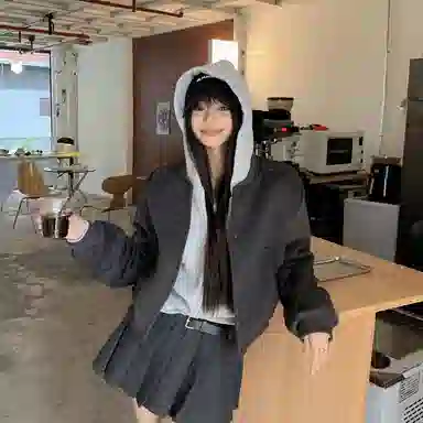 桴生 韩系复古学院风短款设计感小众宽松百搭休闲棒球服 女款