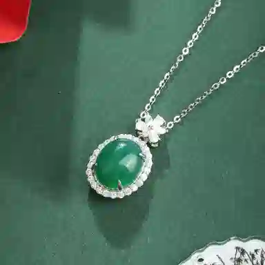 老凤祥 星辰碧珠 新中式国潮高贵大气 璀璨繁星蛋面设计彰显个性风采 小众轻奢时尚百搭高级感#好运 玉髓 项链 女款