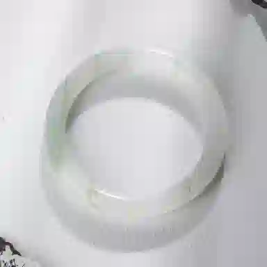 【甄选特级】 老凤祥 青山黛美人贵妃镯 宫廷风古典优雅 温润柔和 雅韵吉祥如意平安顺遂通勤百搭轻奢质感#好运 天山翠 手镯 女款