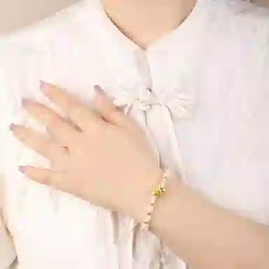 【在逃公主】 老凤祥 蝴蝶结 精致甜美唯美轻奢优雅小众浪漫年轻气质时尚大气高级小香风转运招财设计#好运 足金 按克计价 黄金手链 女款