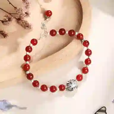 S925