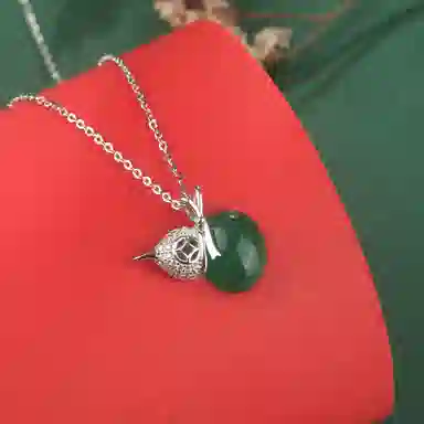 老凤祥 福禄翠宝 新中式国潮轻奢大气 招财进宝福禄双全 小众简约高级感锁骨链#好运 玉髓 项链 女款