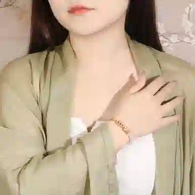 【心想事成】 老凤祥 好运四叶草手饰 新中式国风国潮精致唯美轻奢大气甜美温柔优雅高贵气质设计高级#好运 足金 按克计价 黄金手链 女款