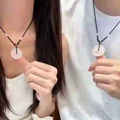 【高品质|顺遂圆满】 老凤祥 圆满平安扣   新中式国潮 平安顺心 福气满满  时尚轻奢小众简约高级感#好运 玉髓 玉石项链 男女同款情侣款