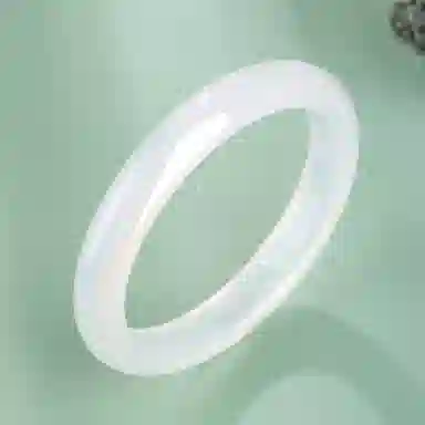 【甄选特级】 老凤祥 经典白月光 新中式国潮古色古香 旗袍汉服 贵妃镯宫廷风 轻奢国风古典感 好运 玉髓 手镯 女款