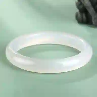 【甄选特级】 老凤祥 经典白月光 新中式国潮古色古香 旗袍汉服 贵妃镯宫廷风 轻奢国风古典感 好运 玉髓 手镯 女款