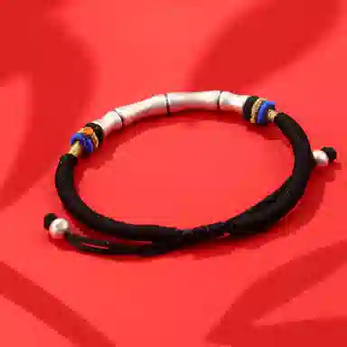 999